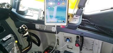 成都富凱成功改裝B737/747型飛機機載USB電源系統