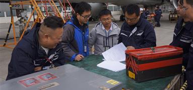 富凱技術(shù)人員春節(jié)堅(jiān)守崗位保障完成多項(xiàng)飛機(jī)改裝